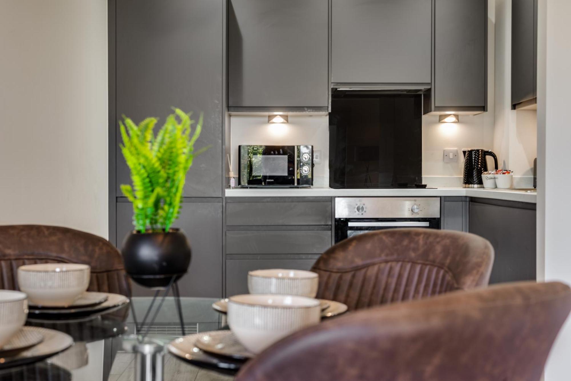 Huge Long Stay Offers! Lux City-Edge Stay! Perfect For Business & Leisure Liverpool Exterior photo